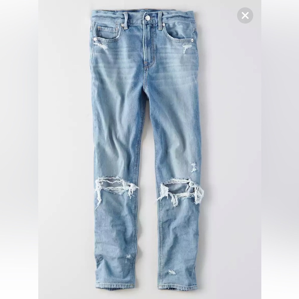 American Eagle Ripped Mom Jeans, size 10